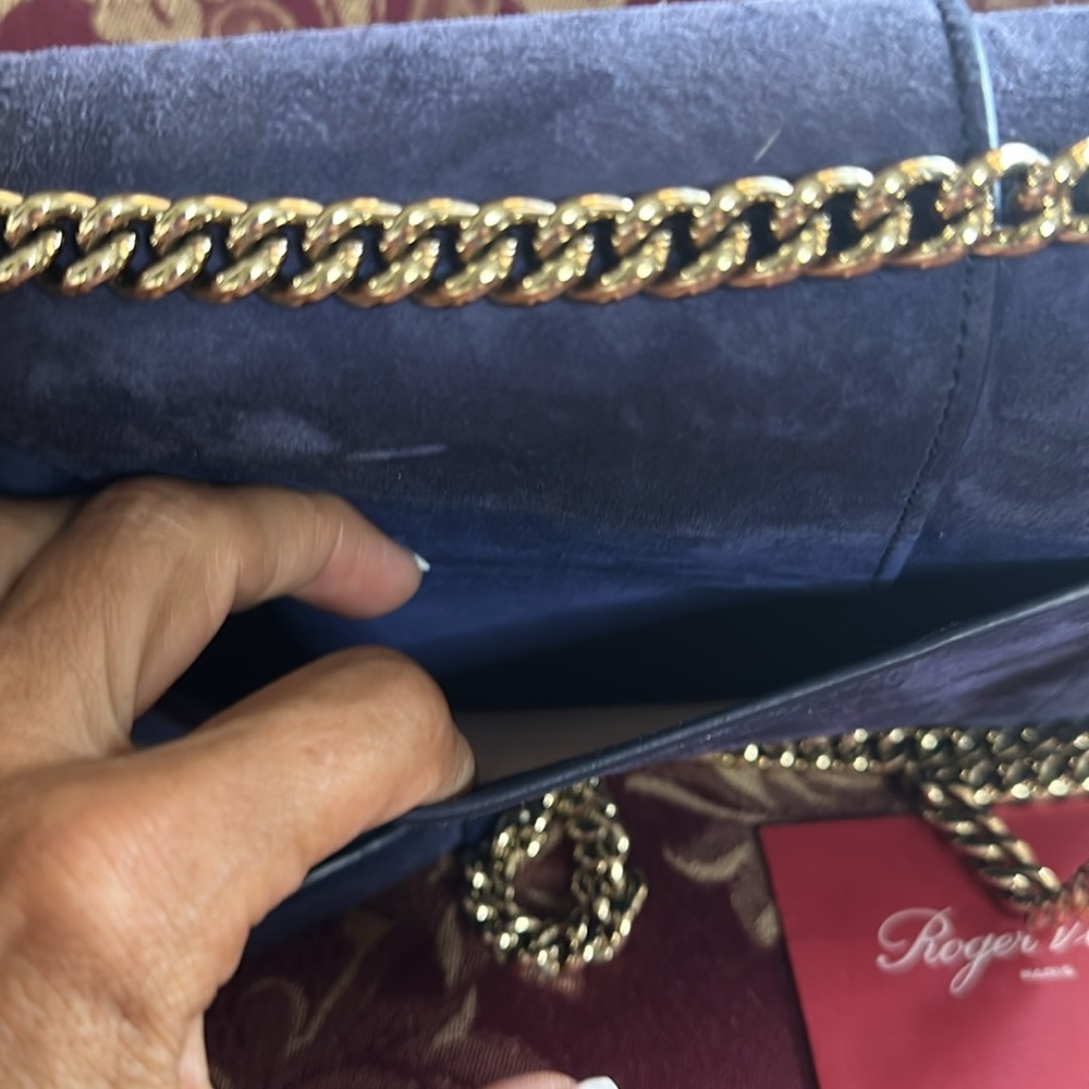 Roger Vivier Suede Viv’ Choc Shoulder Bag - Picture 6 of 9